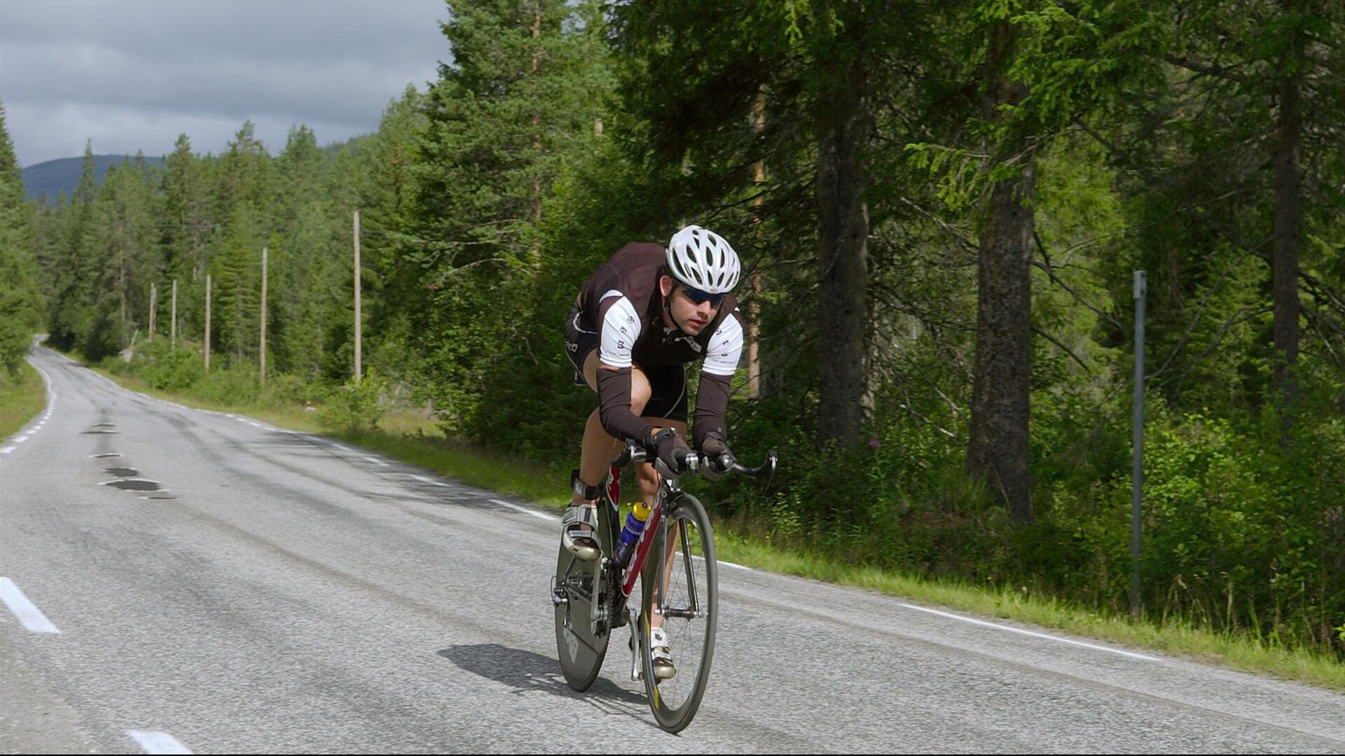 世界杯：伊朗提前出线成为亚洲首支晋级球队 “波斯铁骑”再进决赛圈